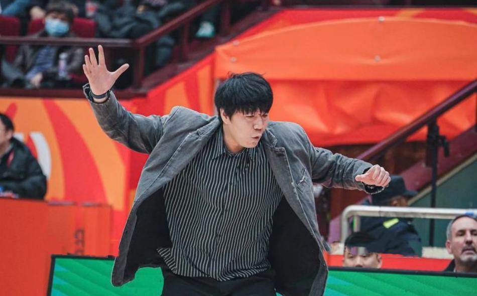 开云体育下载-2米12、内线大闸！山东官宣第4外援：第1战，有望大战浙江广厦！